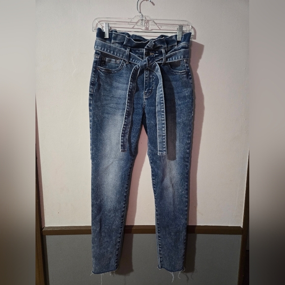 Kancan Jeans Womens 9/28 Skinny Kenzie Lexy Paper Bag Belted Retro Faded Boho - Picture 1 of 8